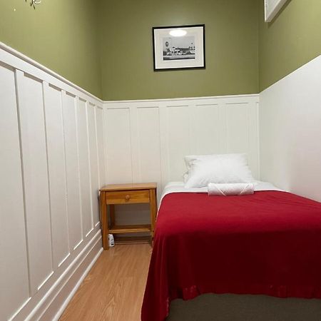Small Private La Bedroom W Wifi - Private Fridge - Ac Near Usc - Exposition Park - Usc Memorial Coliseum - Banc Of California Bmo Stadium - Downtown Los Angeles Dtla - University Of Southern California Usc!!! 외부 사진