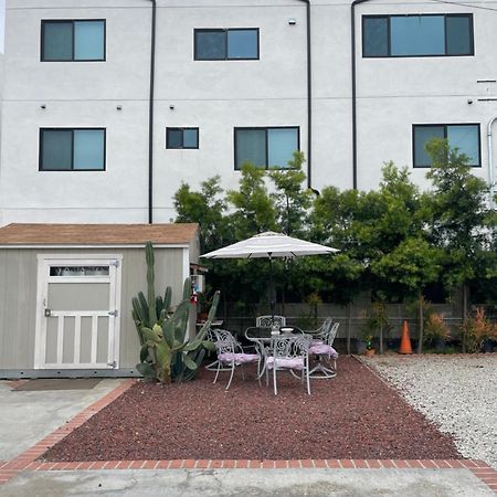 Small Private La Bedroom W Wifi - Private Fridge - Ac Near Usc - Exposition Park - Usc Memorial Coliseum - Banc Of California Bmo Stadium - Downtown Los Angeles Dtla - University Of Southern California Usc!!! 외부 사진