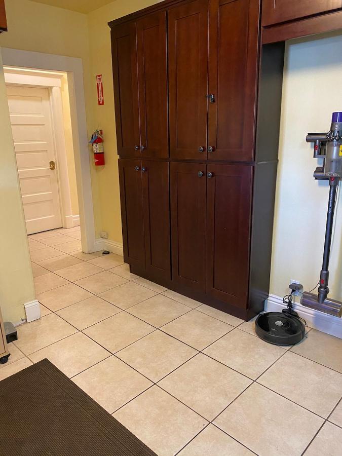 Small Private La Bedroom W Wifi - Private Fridge - Ac Near Usc - Exposition Park - Usc Memorial Coliseum - Banc Of California Bmo Stadium - Downtown Los Angeles Dtla - University Of Southern California Usc!!! 외부 사진