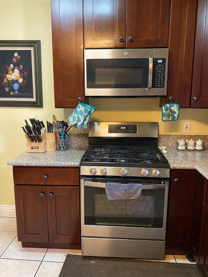 Small Private La Bedroom W Wifi - Private Fridge - Ac Near Usc - Exposition Park - Usc Memorial Coliseum - Banc Of California Bmo Stadium - Downtown Los Angeles Dtla - University Of Southern California Usc!!! 외부 사진