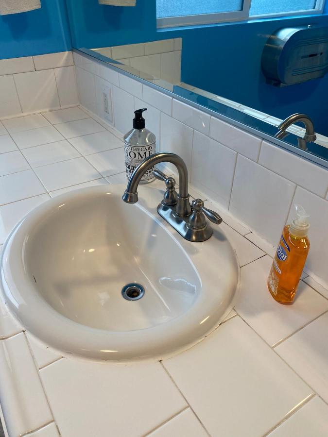 Small Private La Bedroom W Wifi - Private Fridge - Ac Near Usc - Exposition Park - Usc Memorial Coliseum - Banc Of California Bmo Stadium - Downtown Los Angeles Dtla - University Of Southern California Usc!!! 외부 사진