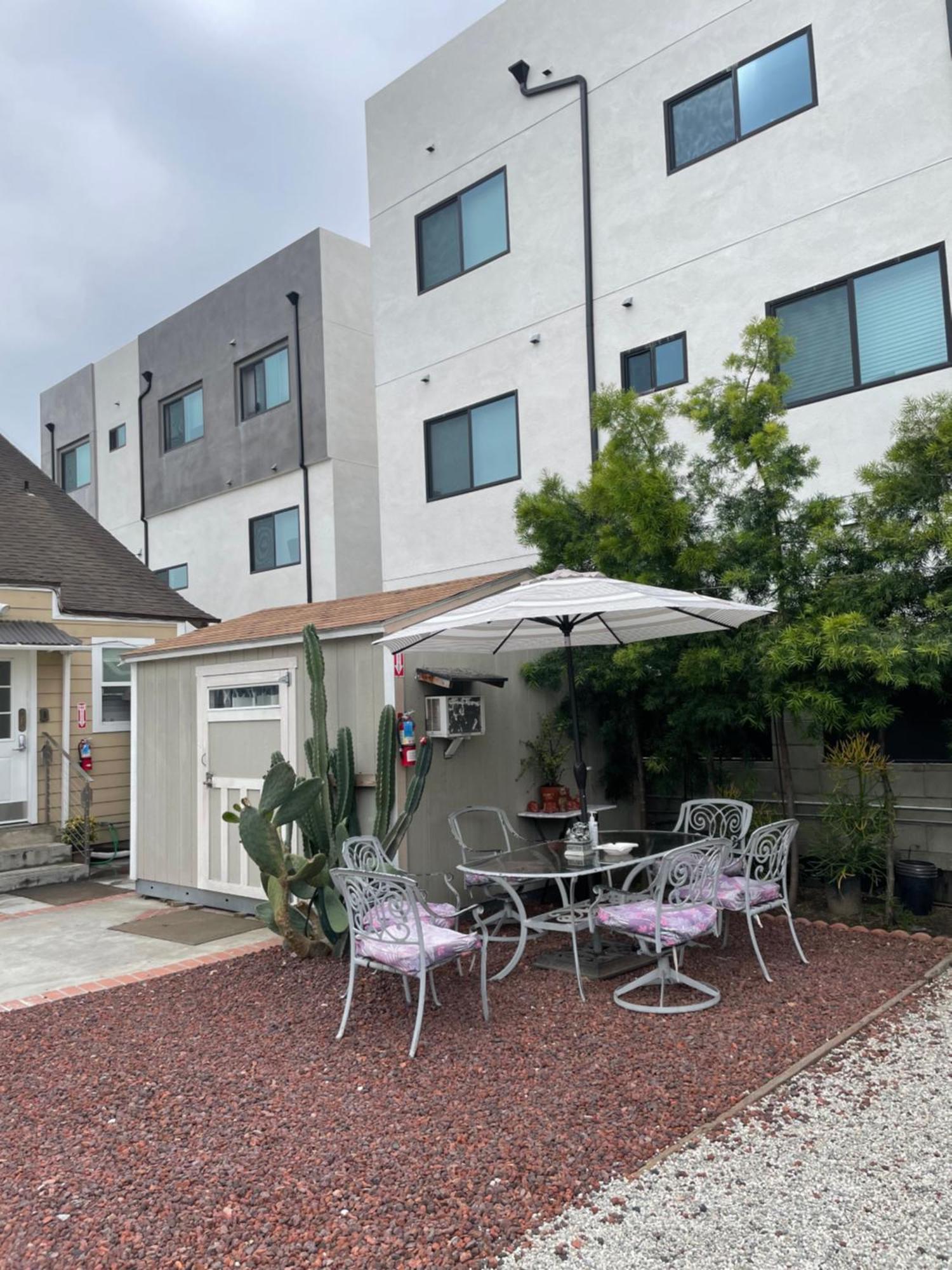Small Private La Bedroom W Wifi - Private Fridge - Ac Near Usc - Exposition Park - Usc Memorial Coliseum - Banc Of California Bmo Stadium - Downtown Los Angeles Dtla - University Of Southern California Usc!!! 외부 사진